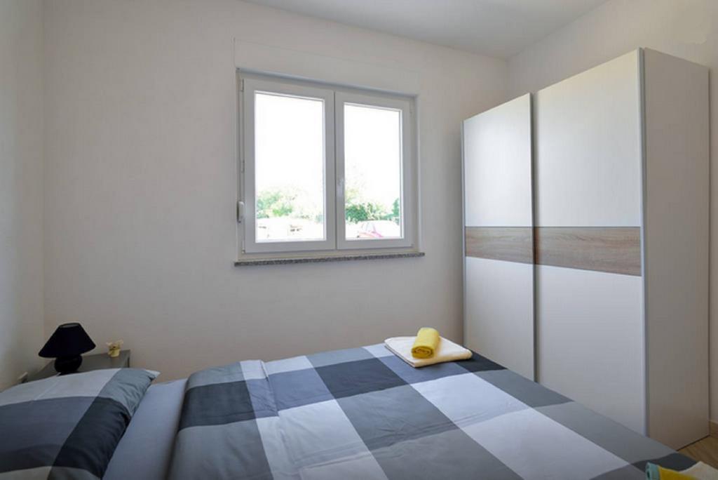 Apartment Una Пула Екстер'єр фото