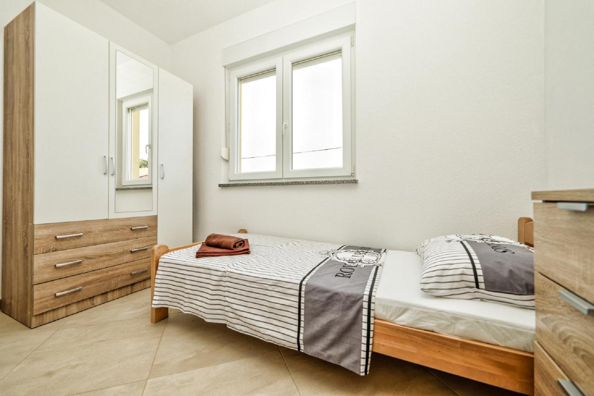 Apartment Una Пула Екстер'єр фото