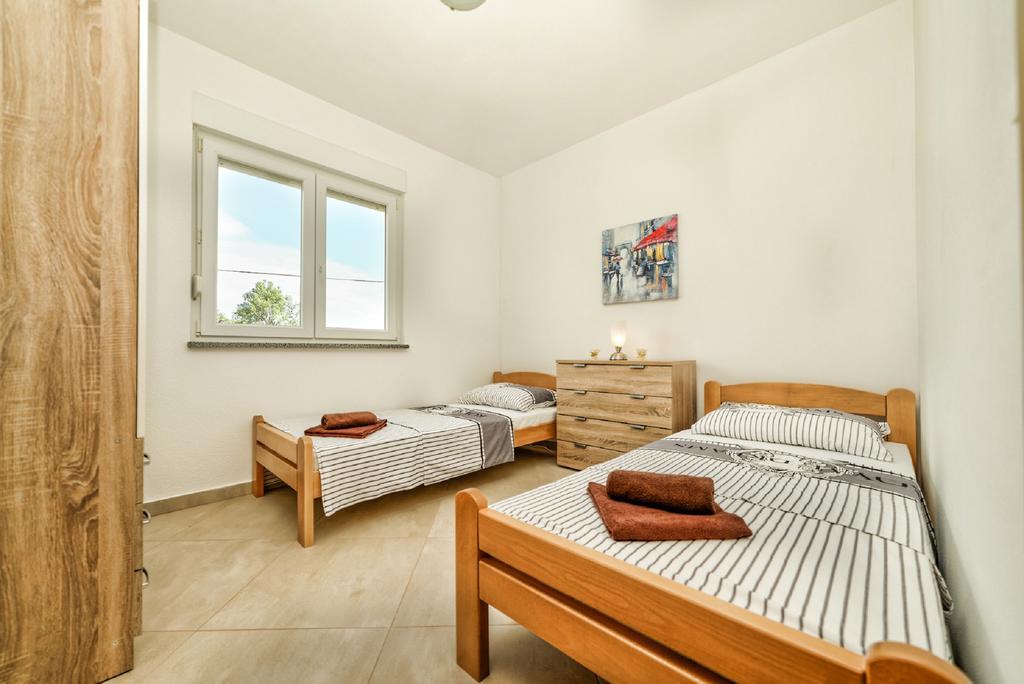 Apartment Una Пула Екстер'єр фото